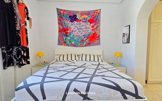 Exquisite finca-style 4 bedroom villa with separate pool house on a large plot in Ciudad Quesada.