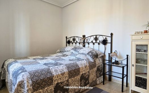 **RESERVED** Spacious Quad in the popular the residential area of El Raso.