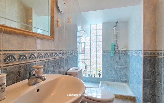 **RESERVED** Spacious Quad in the popular the residential area of El Raso.