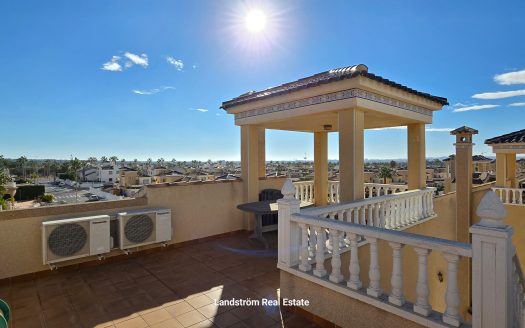 **RESERVED** Spacious Quad in the popular the residential area of El Raso.