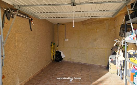 **RESERVED** Spacious Quad in the popular the residential area of El Raso.