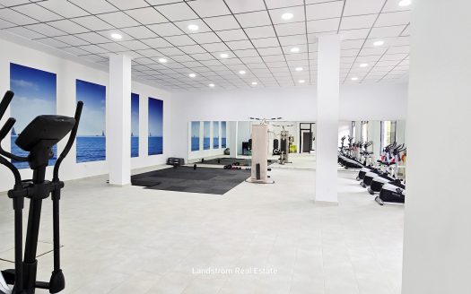 Charmig lägenhet på markplan, 2 sovrum samt 2 badrum. Los Dolses