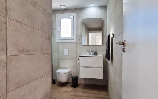 Stunning 4 bedroom detached beach side villa in Playa Flamenca.