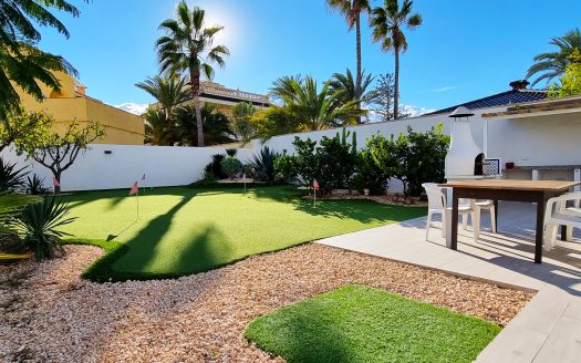 Stunning 4 bedroom detached beach side villa in Playa Flamenca.