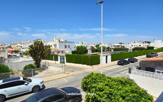 **RE3SERVED** Cosy 2 bedroom top floor bungalow in Jardin del Mar, Torrevieja
