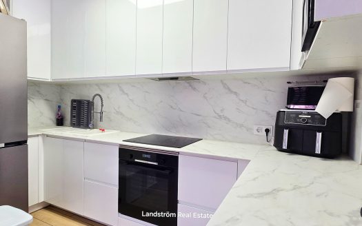 Nyrenoverad fristående villa – rymlig, flexibel och perfekt belägen, Playa Flamenca