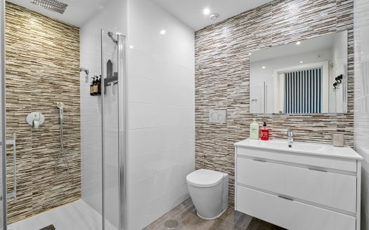 Elegant 2 sovrumslägenhet med stor takterrass i Aguas Nuevas.