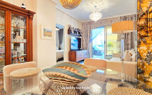 Centrally Renovated Second-Line Apartment with Garage Space