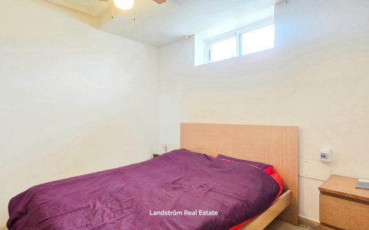 Fristående villa med solig hörntomt, privat pool & separat lägenhet – El Raso