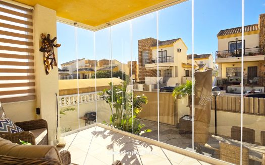 Exclusive South-Facing Dream Villa in Idyllic El Raso