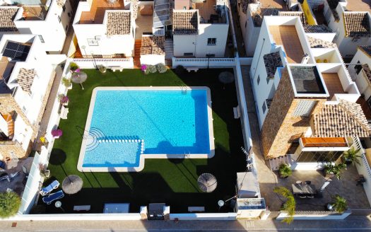 Exclusive South-Facing Dream Villa in Idyllic El Raso