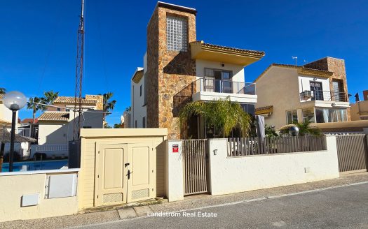 Exclusive South-Facing Dream Villa in Idyllic El Raso