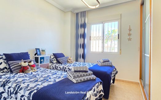 Exclusive South-Facing Dream Villa in Idyllic El Raso