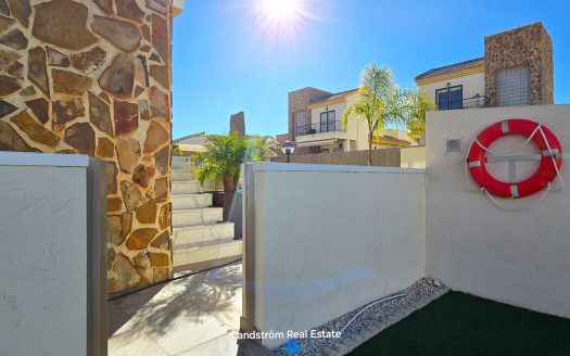 Exclusive South-Facing Dream Villa in Idyllic El Raso