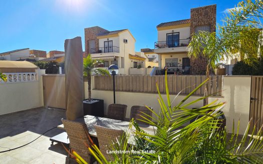 Exclusive South-Facing Dream Villa in Idyllic El Raso