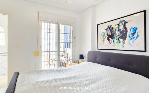 Drömvilla i soliga El Raso – totalrenoverad med perfekt läge!