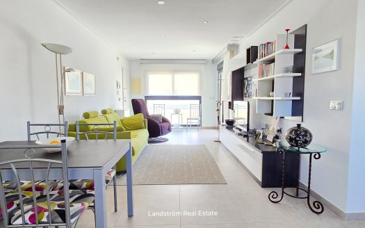 Beautiful 2 bedroom penthouse, Torrelamata.