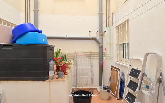 Central 3-Bedroom Apartment Just 100 Metres from the Beach in Torrevieja