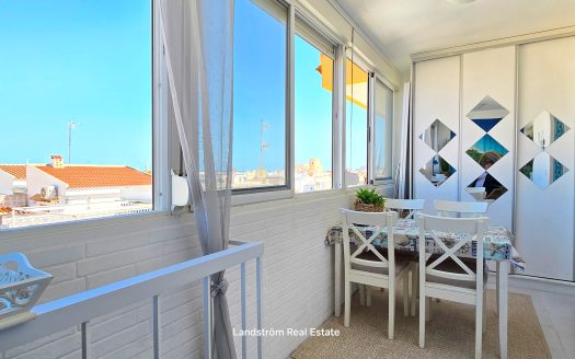 Drömlägenhet med havsutsikt nära stranden!