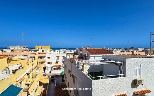 Drömlägenhet med havsutsikt nära stranden!