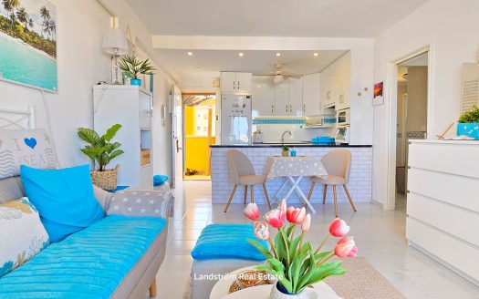 Drömlägenhet med havsutsikt nära stranden!