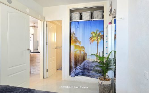 Drömlägenhet med havsutsikt nära stranden!