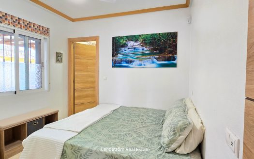 Charming Detached Villa in Scenic El Raso