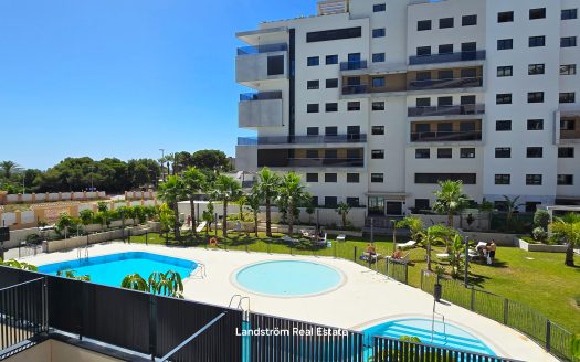 Modern Luxury Apartment in Seagardens, Campoamor