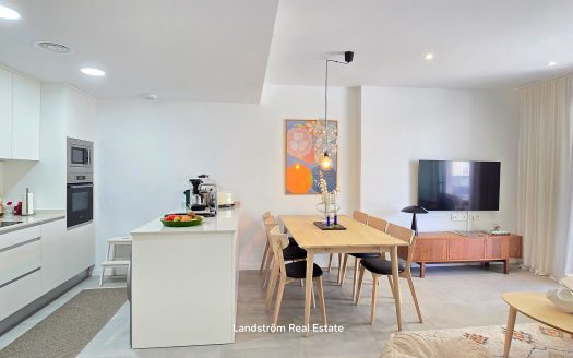 Modern Luxury Apartment in Seagardens, Campoamor