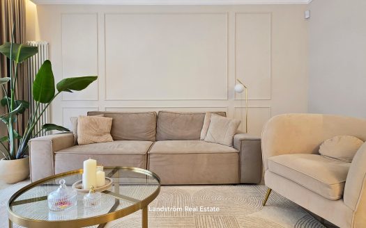 Elegant Renovated Townhouse in Roda Golf