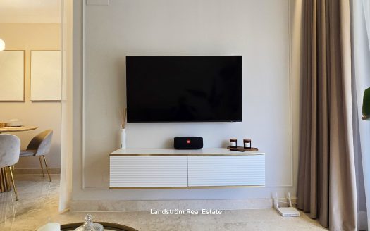 Elegant Renovated Townhouse in Roda Golf