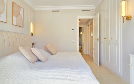 Elegant Renovated Townhouse in Roda Golf