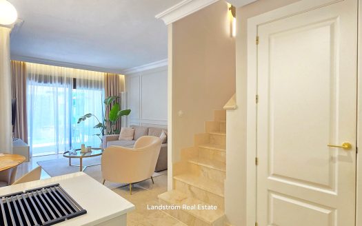 Elegant Renovated Townhouse in Roda Golf