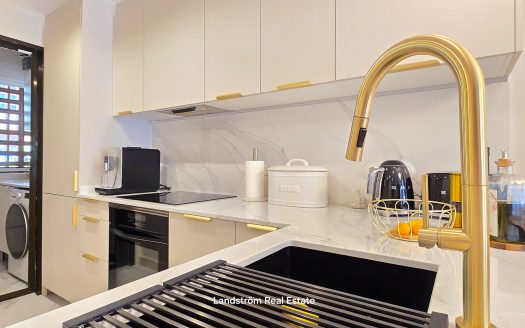 Elegant Renovated Townhouse in Roda Golf