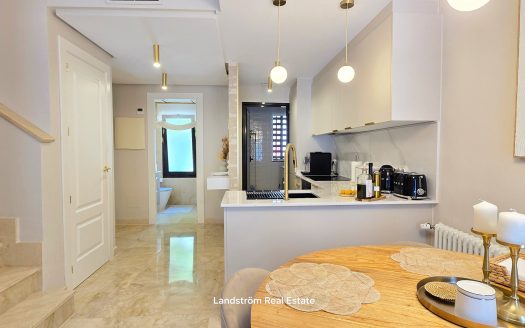 Elegant Renovated Townhouse in Roda Golf