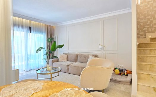 Elegant Renovated Townhouse in Roda Golf