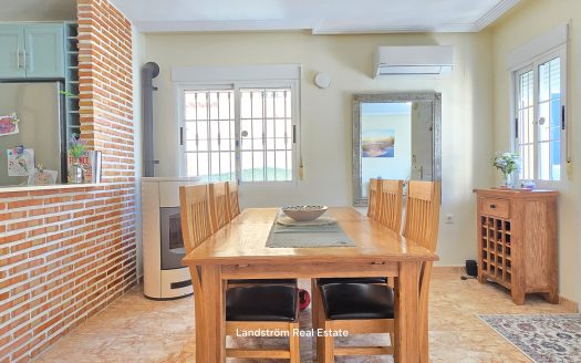 Fantastic Three-Bedroom Detached Villa with Private Pool in El Raso.