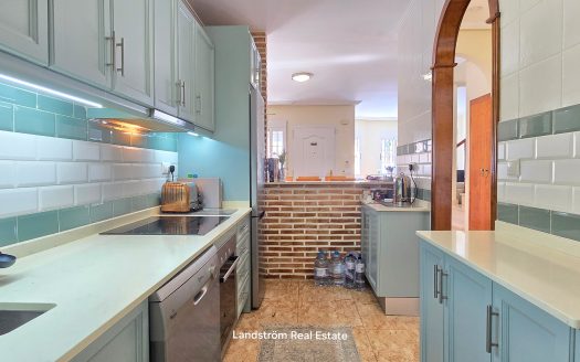 Fantastic Three-Bedroom Detached Villa with Private Pool in El Raso.